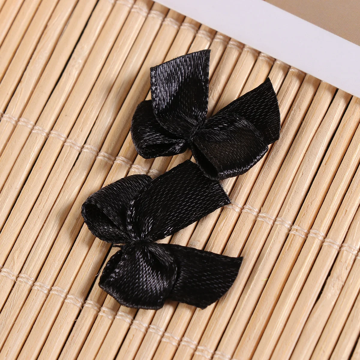 

100 Pcs Bow Ornaments Hair Bows Accessories Handmade Ribbon Wedding Decorations