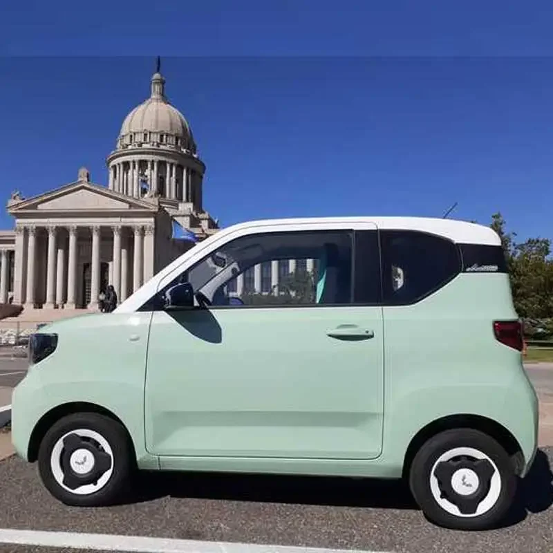 Made in China veicolo elettrico 4 ruote Wuling Mini Ev auto elettrica cinese a buon mercato Mini auto sportiva