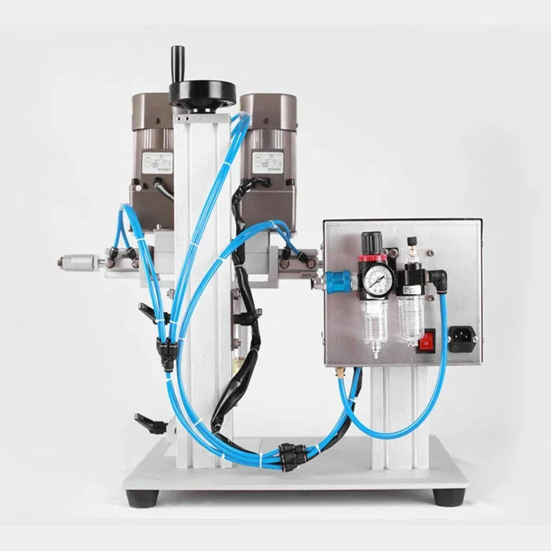 Nouvelle grande Machine de capsulage semi-automatique commerciale Machine de capsulage d'ornyrique Machine de pulvérisation de bouchon de vissage d'eau minérale