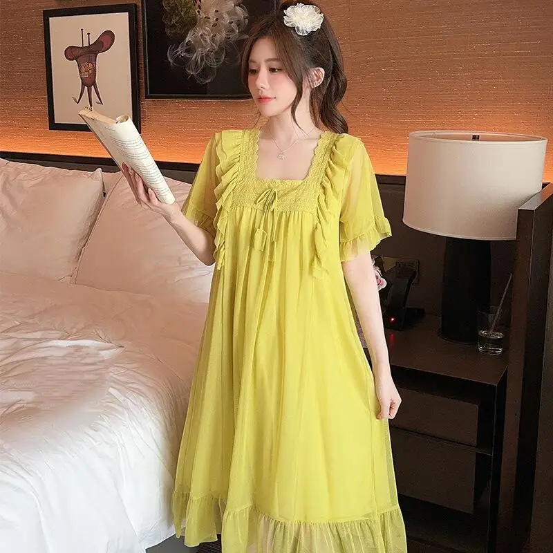 

Sweet and Fashionable Short Sleeved Lace Nightgown for Summer Women Comfortable Soft Sleepwear Fashionable Breathable Home Wear