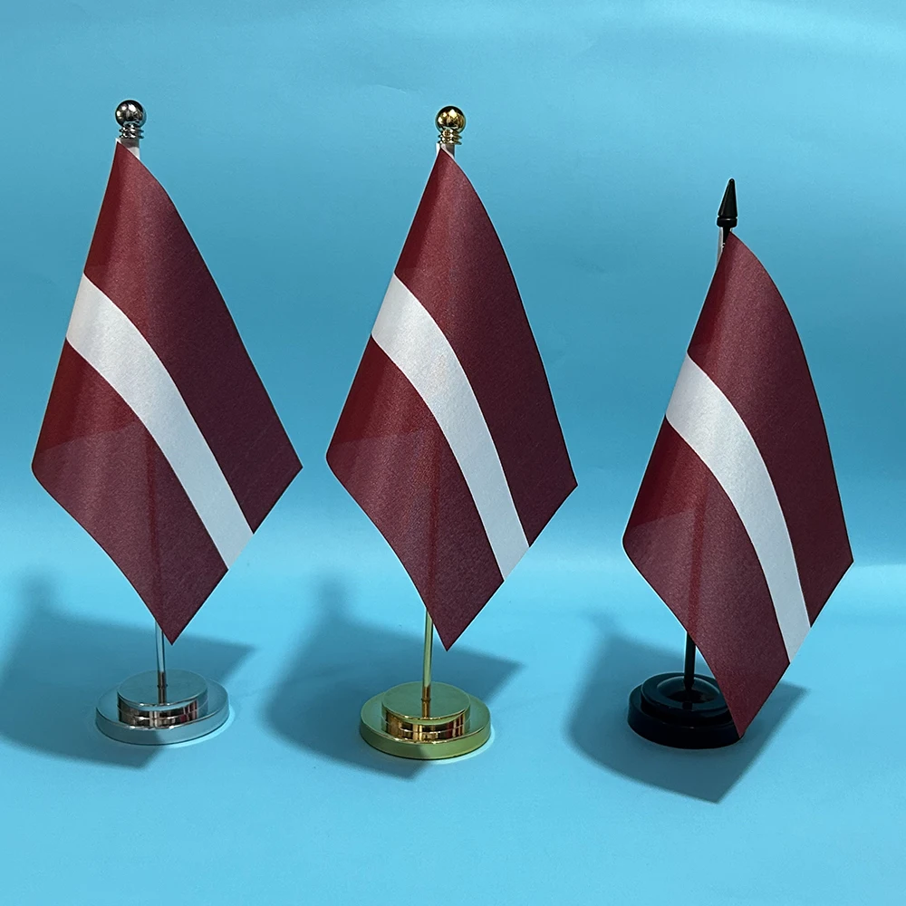 (SKY FLAG)14x21cm Office Desk Flag of Latvia Banner Polyester Latvia National Flag Desk Ornaments Flags for Table Decoration