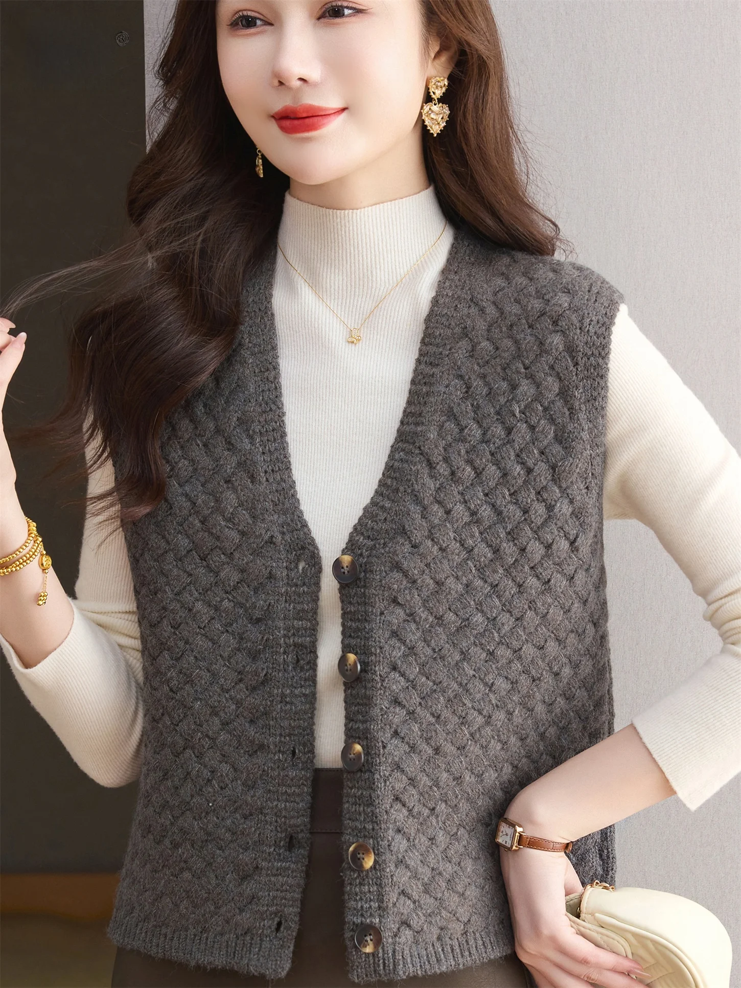 

Faionable V-Ne Knitted Open Cardigan Loose Svel Base Tank Top for Middle-Aged Women Spring Autumn New Sle