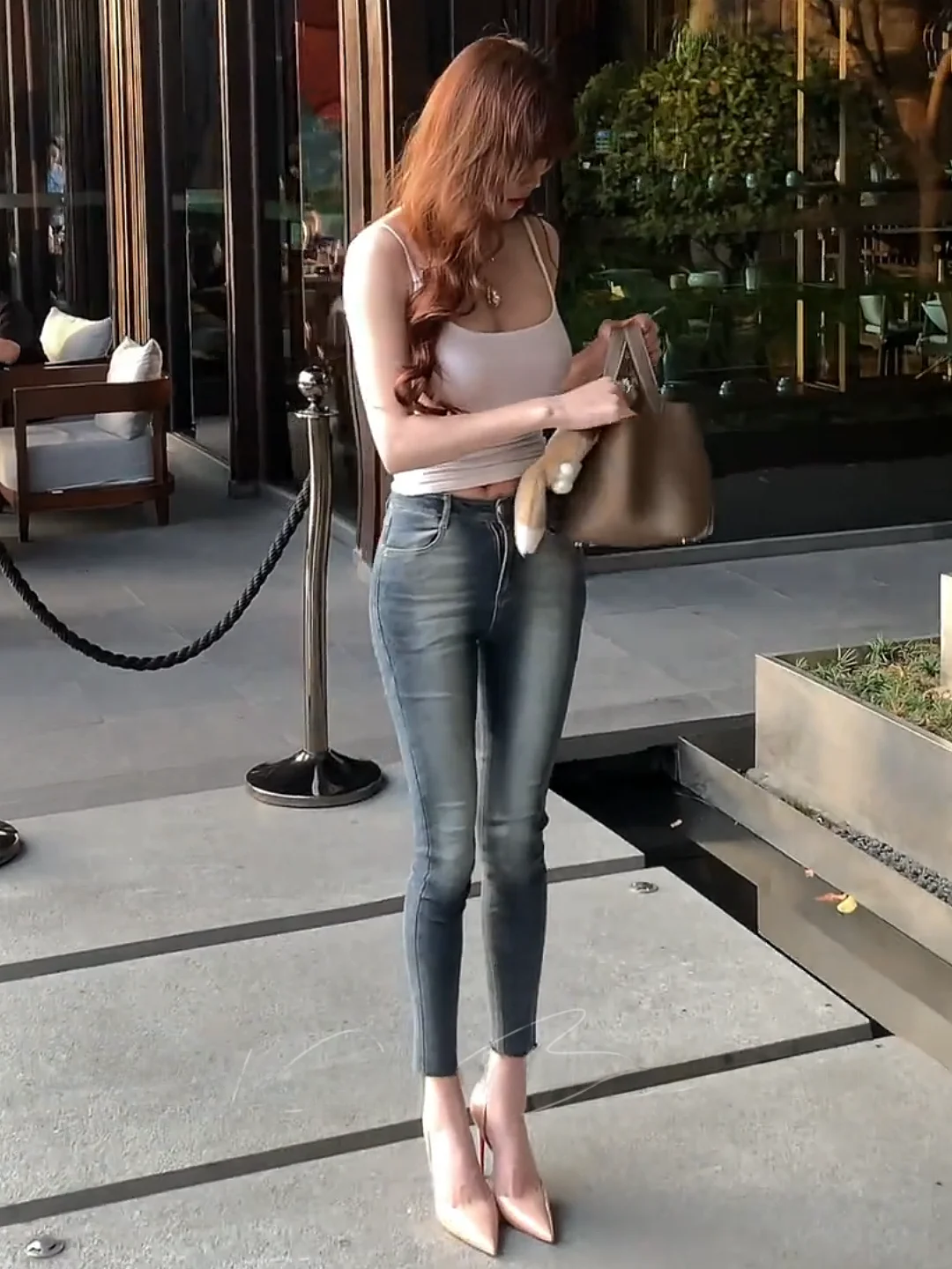 

Slim Fit High Waist Waed Denim Capri Pants Women's Faionable Tummy Control Cotton Stretch Jeans Tight Leggings