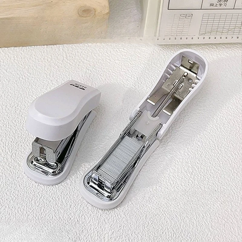 School Supplies Mini Stapler Small Cute Desk Staplers 640 Staples Staple Remover Desktop Stapler for Office School Home Stapler