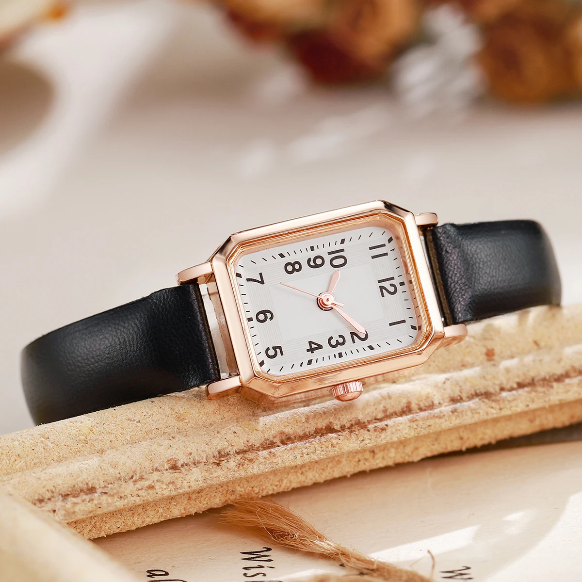 أزياء مستطيلة العربية الهاتفي المرأة ساعات كوارتز عارضة حزام من الجلد ساعة معصم السيدات ساعة Reloj Mujer