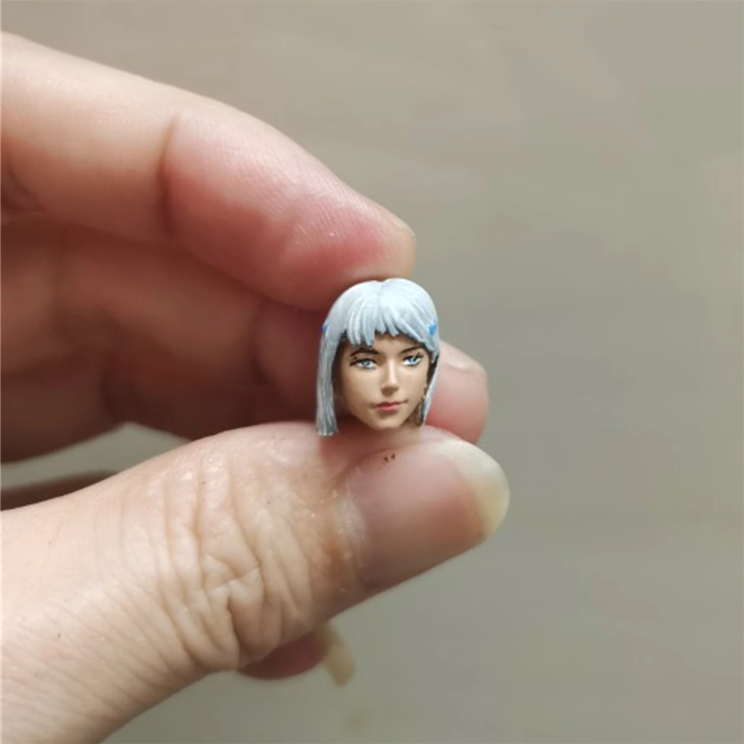 1/18 Scale Head Carving Short Hair Asia Anime Girl 3.75 InchActionFigure Body Doll Model Static Female Soldier PVC