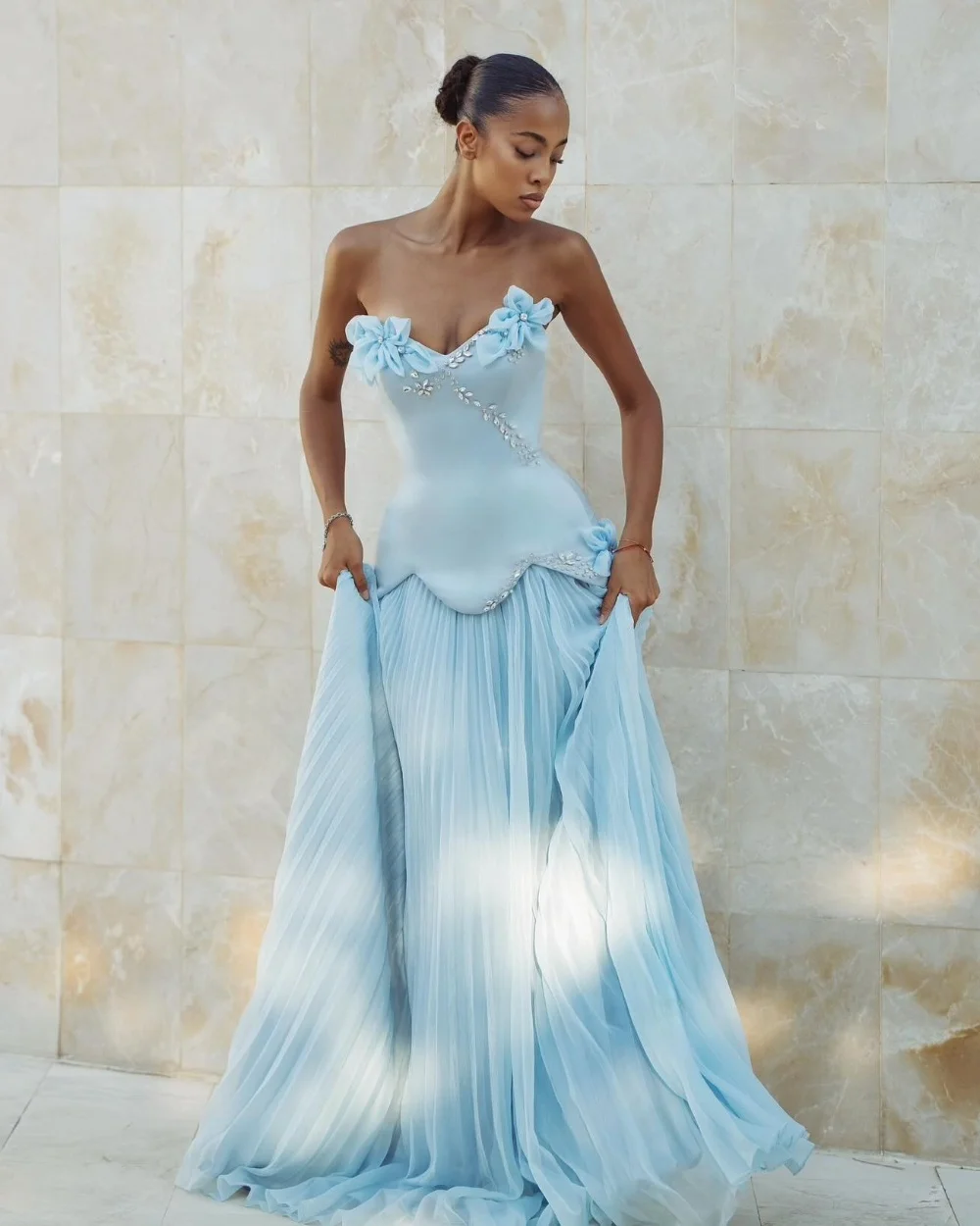 

Customized Intricate Retro Chiffon Pleat Handmade Flower Rhinestone A-line Strapless Long Dresses Bespoke Occasion Dresses Sexy