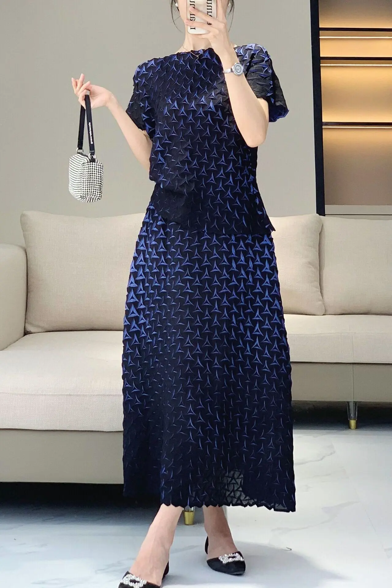 HOT  SELLING New stylish elegant round neck short sleeve top  gradient color skirt two-piece set IN STOCK view 5