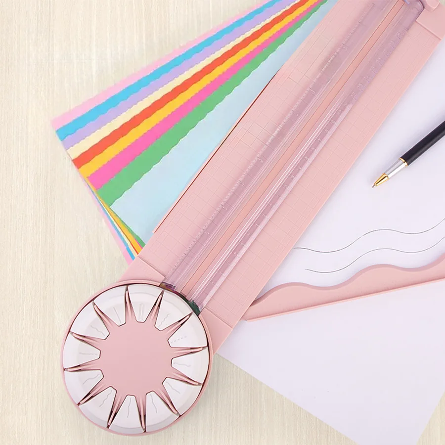 

Портативный резак для бумаги 12 в 1, многофункциональный режущий инструмент с 12 режущими головками 360 ° Вращающаяся головка для картона