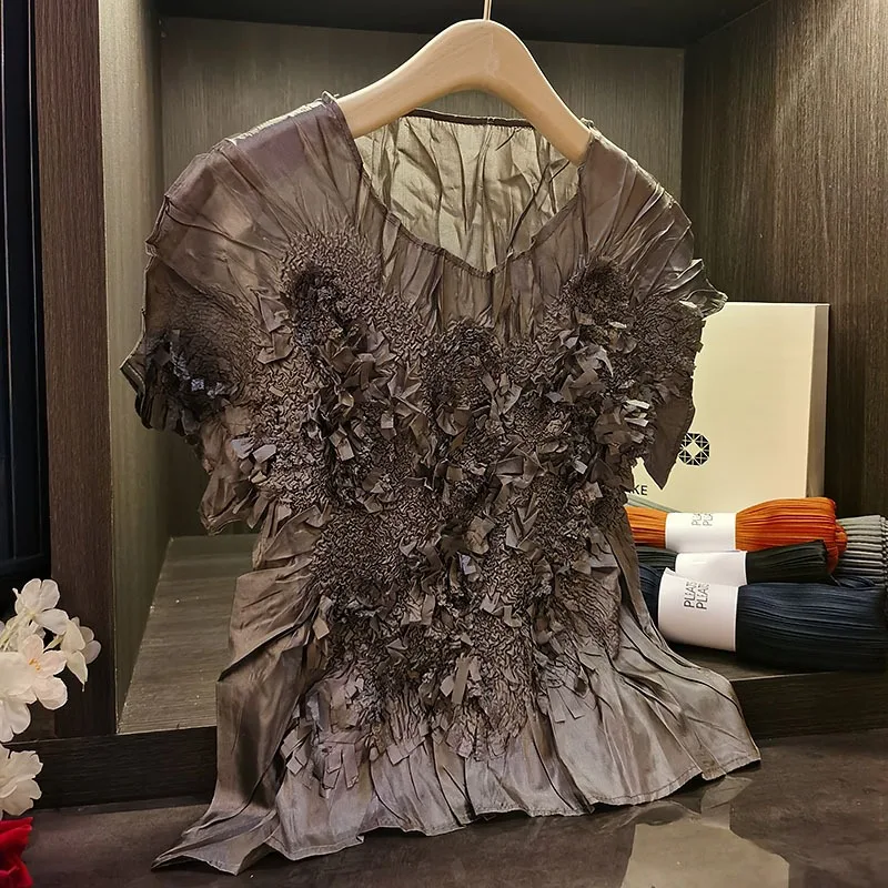 NOVEDAD DE VERANO 2025, camiseta plisada hecha a mano elástica fina de manga corta Miyake, ropa elástica versátil a la moda para mujer