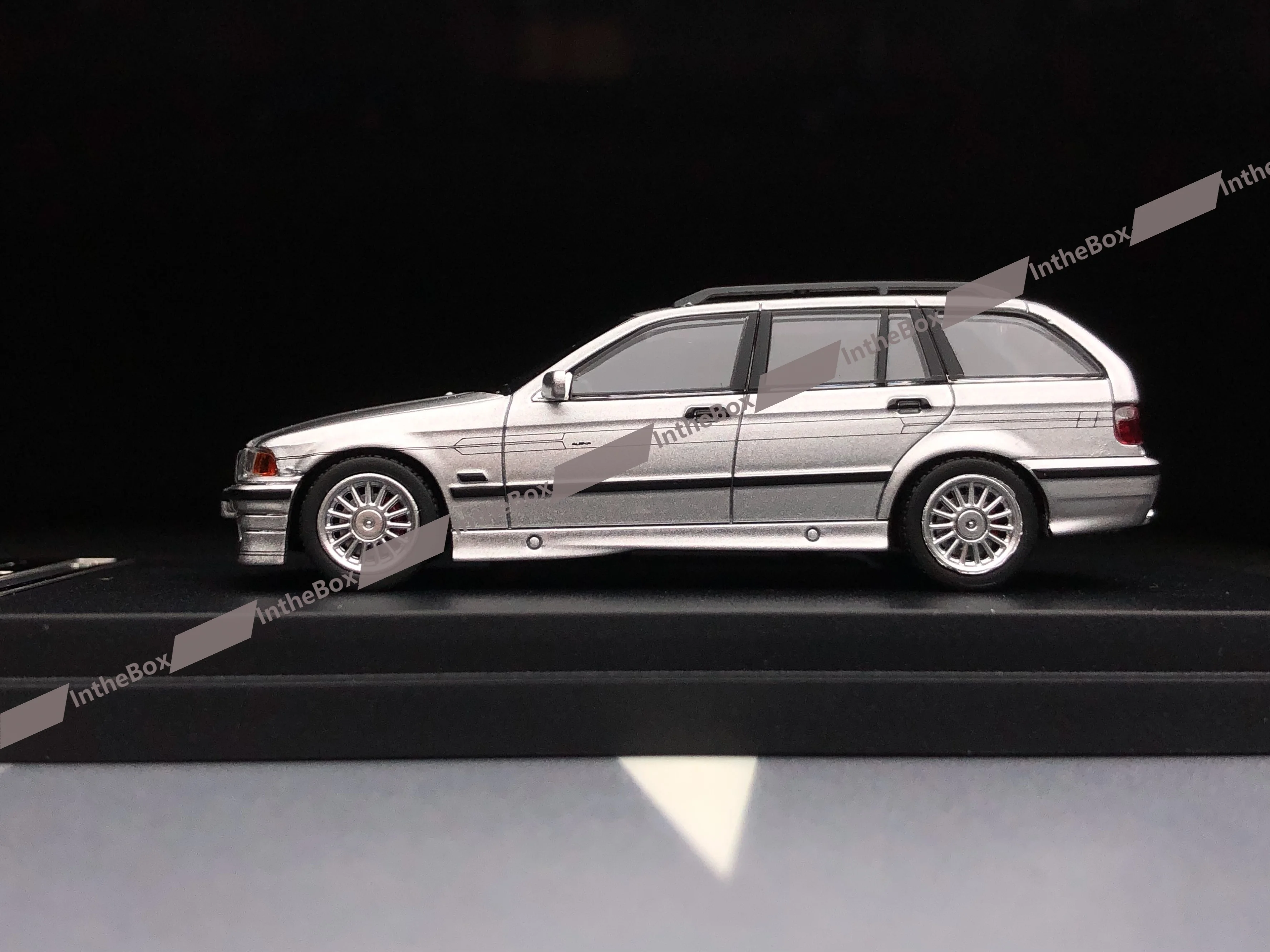 Mortal 1:64 เงินB8 E36 Wagonกีฬารุ่นDiecastโลหะคอลเลกชันLimited Editionงานอดิเรกของเล่น