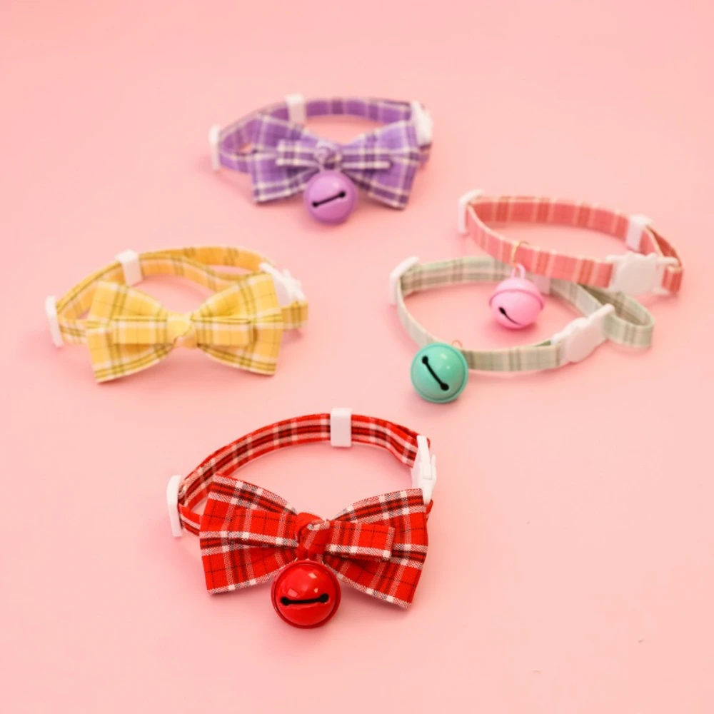 Collar a cuadros con cascabel y lazo para gatos y perros - imagen 4