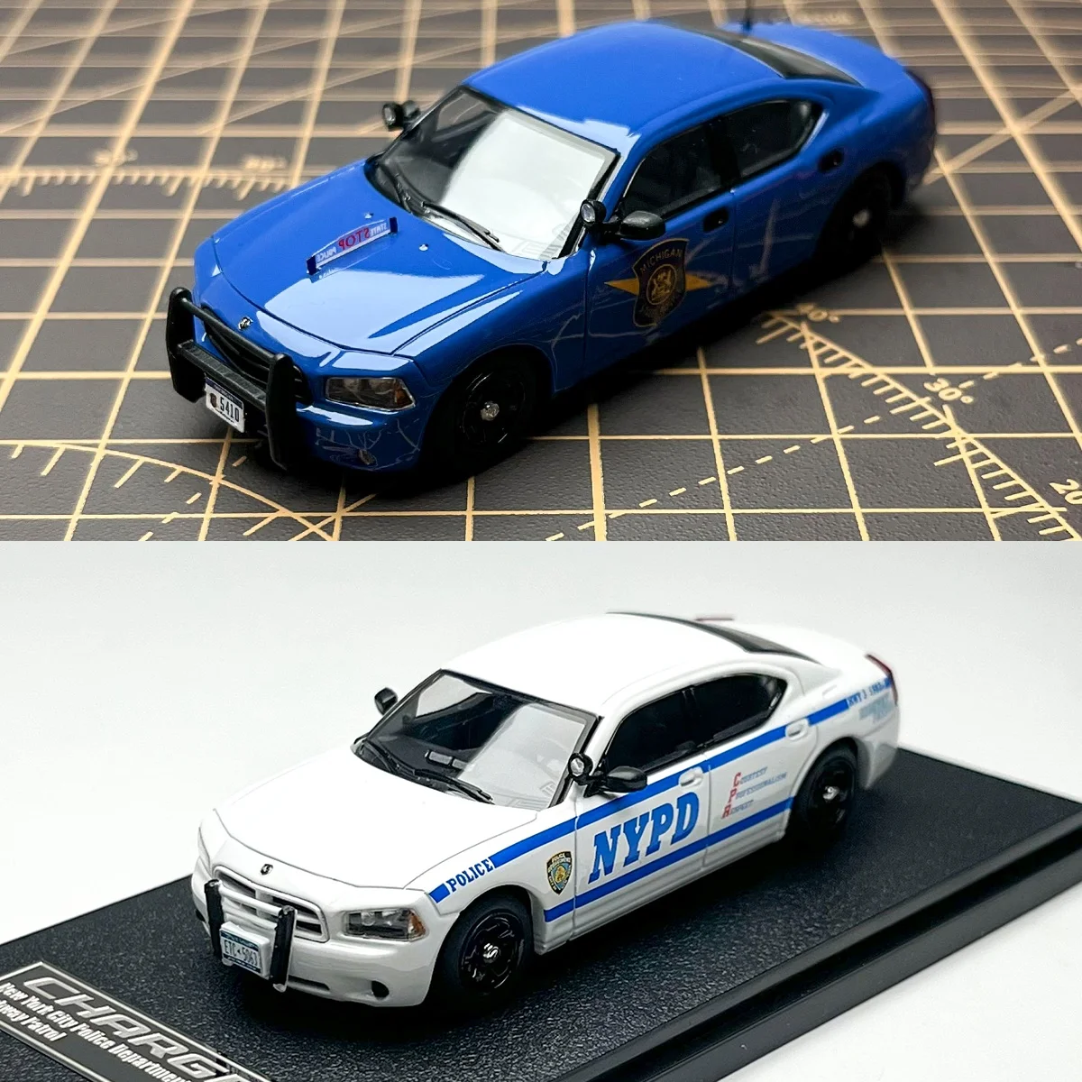 Rollin 1:64 Charger Michigan/New York State Police Patrol Car Alloy Model