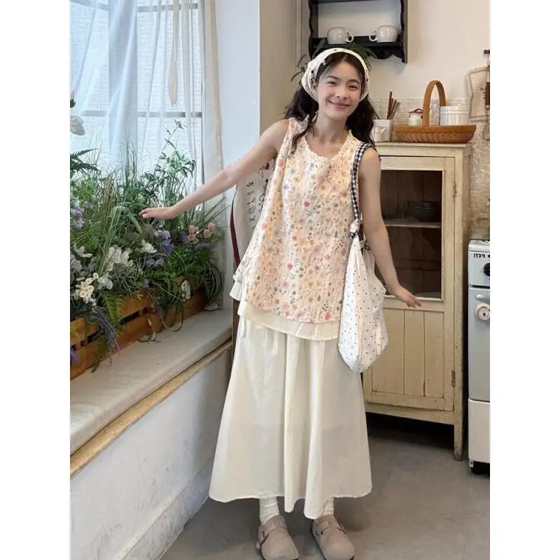 

Women's Suit Fashion Two Piece Set Floral Camisole And High Waist Skirt Set Soft Fabric Women Summer New Sweet Cute Fashion