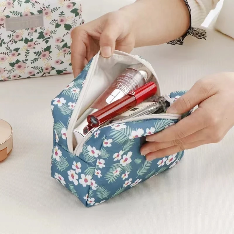 Women Sanitary Pad Pouch Cotton Girls Cosmetic Bags Makeup Bag Napkin Bag For Ladies Tampon Organizer Bag Mini Cosmetic Bags