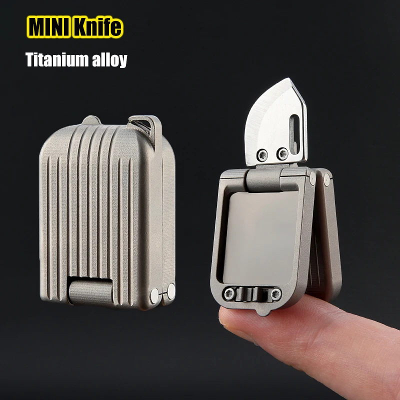 Criativo Titanium Alloy Mala Mini Faca Pingente de Chaveiro Portátil Lâmina de Aço d2 Canivete Afiado Faca de Caixa Aberta