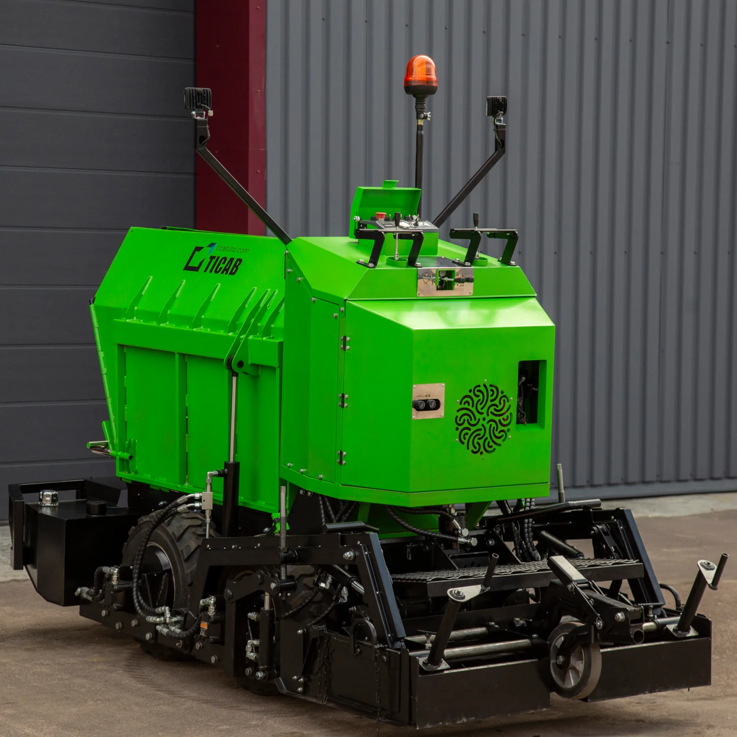 Mini-Asphaltflechter MP-1110 ab Werk mit Rädern