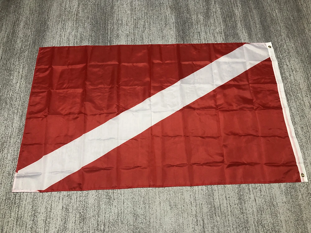 Diving flag 90x150cm 3x5fts polyester Diver Down Flag Kayak Boat Signal Flag for Safety Underwater Scuba Diving Spearfishing