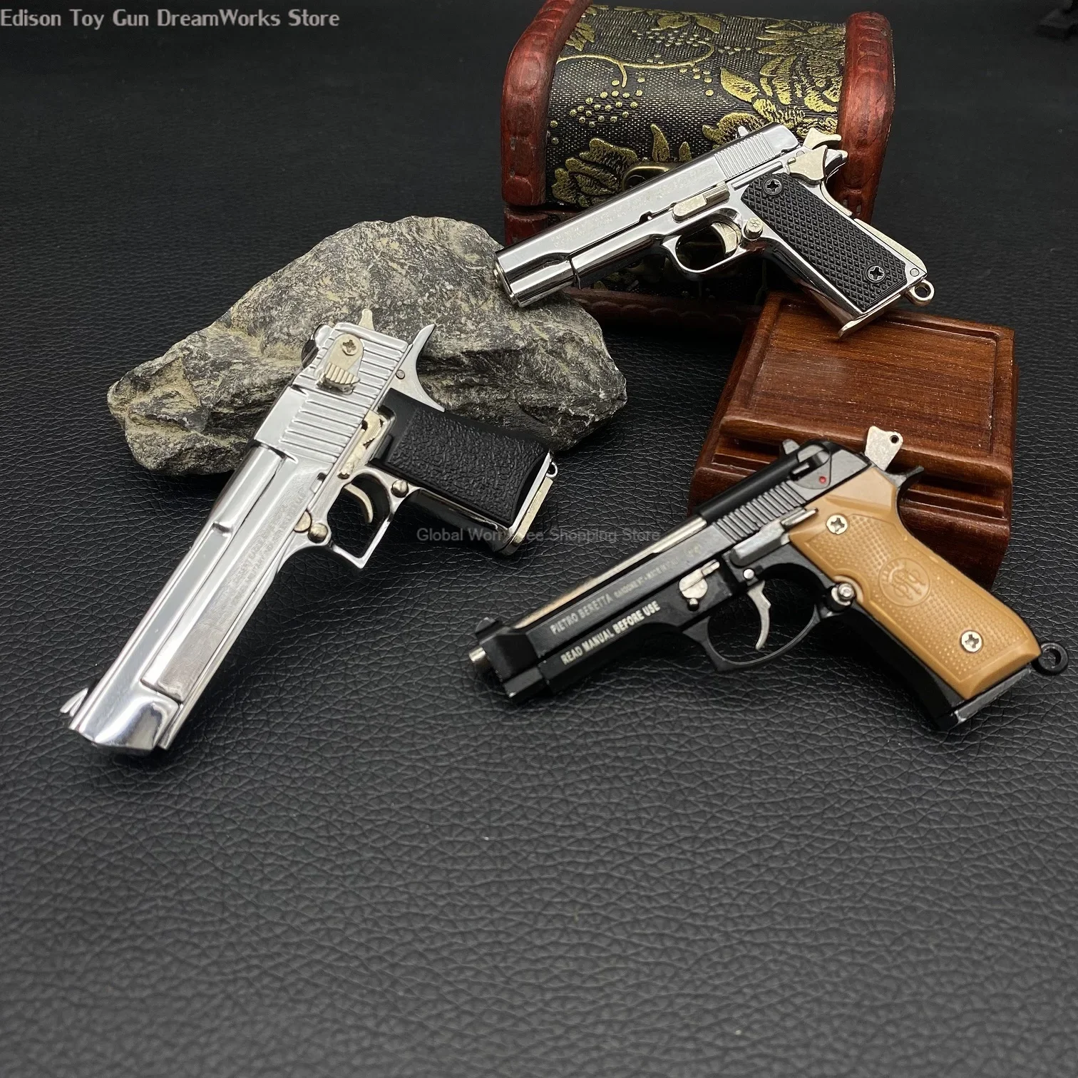 Mini Alloy Model Pistol Replica, 3.5 Desert Eagle Magnum, M1911 minúsculo, M92F, Eagle.50, Cool Gift Collection, Christmas Gamer, Novo