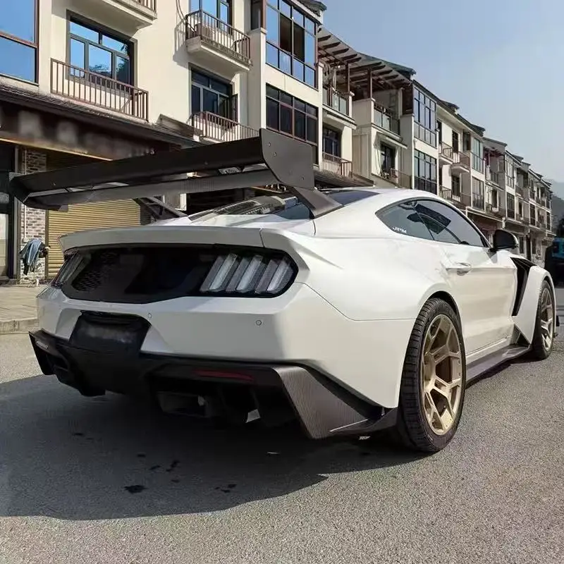 Style Body Kit Bumper Side Skirt Diffuser Spoiler Wheel Arch Hood for Mustang Upgrade Aftermarket Parts