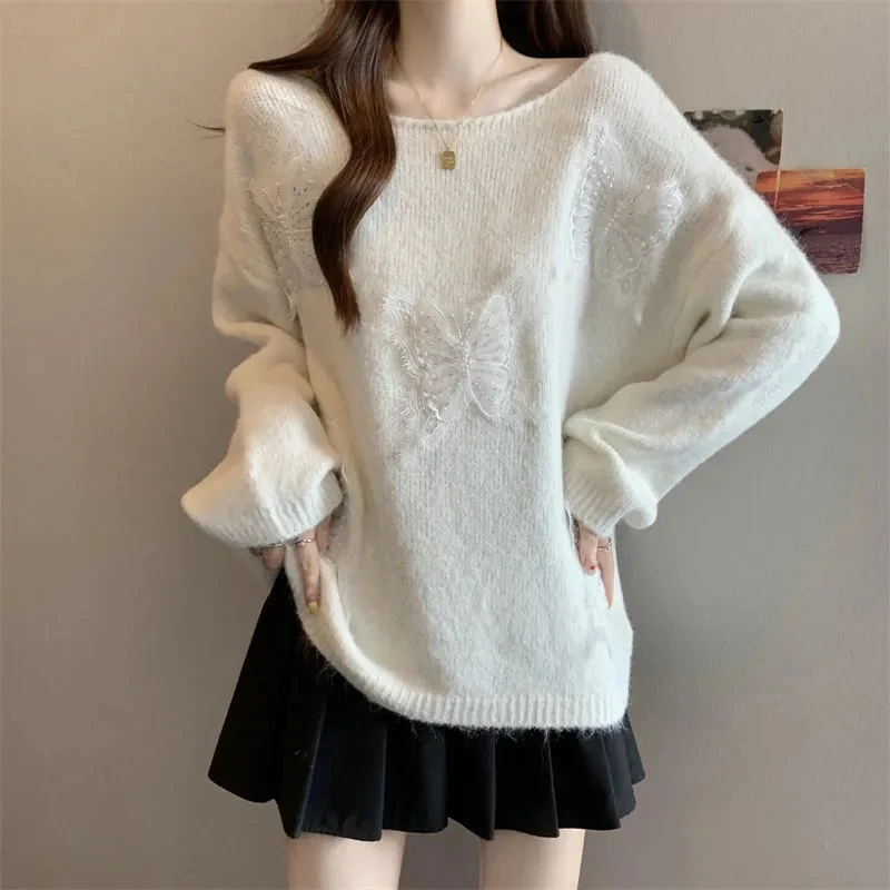 大きいサイズの女性用秋の美しいセーター2025新デザインセンス重厚な立体的な花柄の美しいニットトップベージュグレー