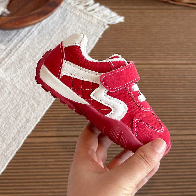 Kleinkind-Sneaker für Mädchen, Kinder-Freizeitschuhe mit Klettverschluss, weiche Sohle, Klettverschluss-Laufschuhe für kleine Mädchen, Rot/Weiß/Gelb – Detail 6