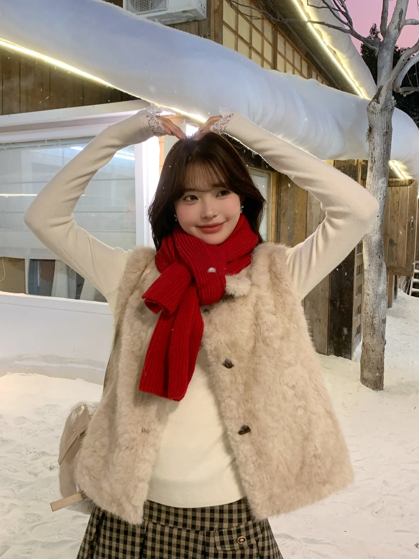 

Жилет из овечьей шерсти Ele ort: Теплая верхняя одежда в корейском стиле, приталенный крой, для женщин, осенне-зимняя коллекция, стройнящий силуэт