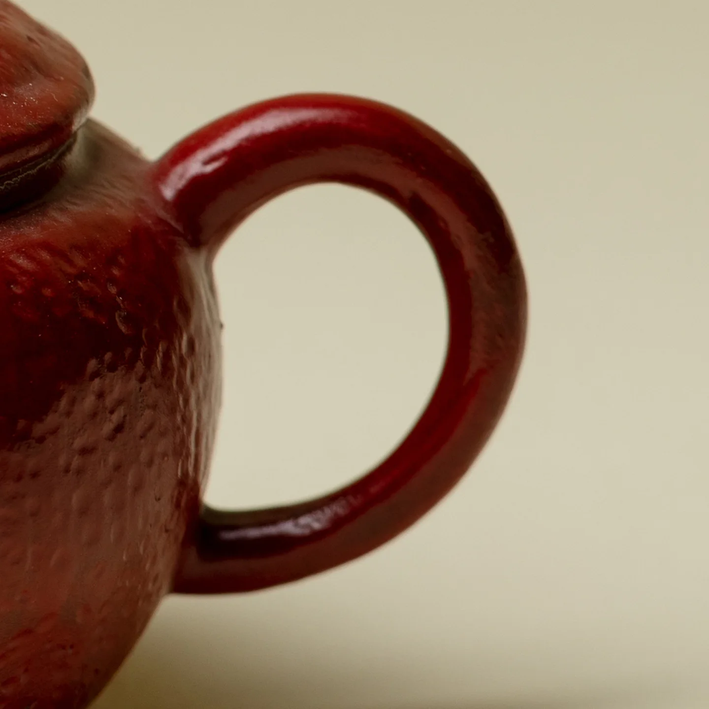 Fanyu Lacquer Red Coarse Pottery Vintage Teapot Jingdezhen Handmade Single Pot Kung Fu Set With Filter Ball For Tea Brewing