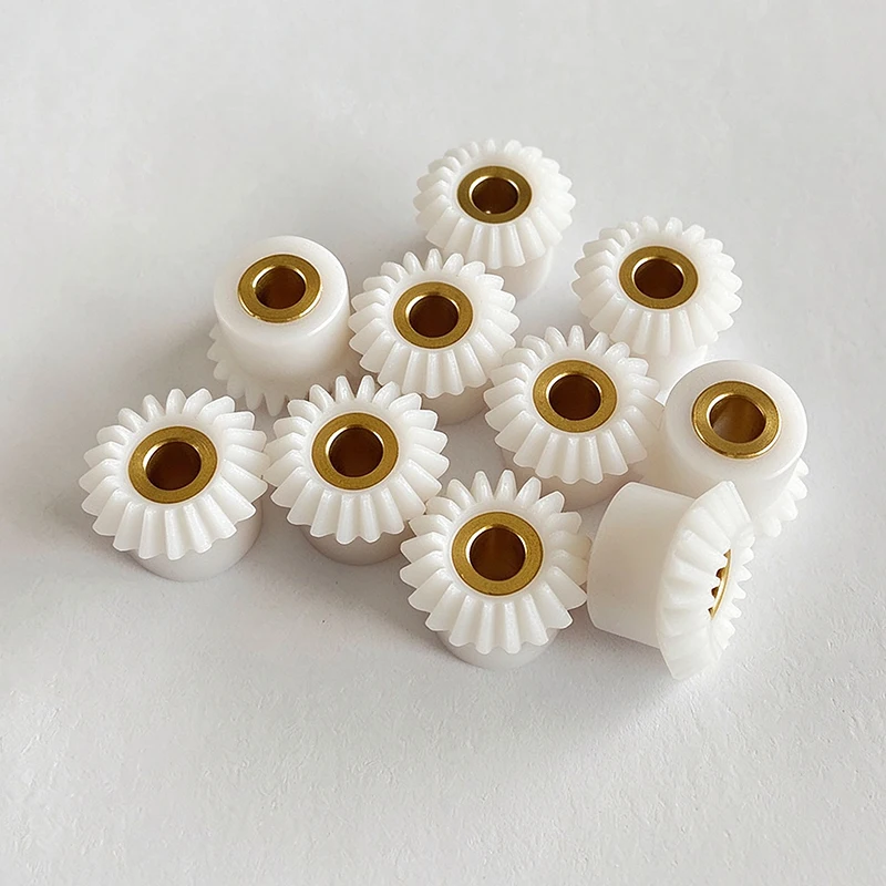 1Pcs 90 Degree 1 Module POM Bevel Gear 20 Teeth 40 Teeth White Meshing Angle Gear Bore 5/6/8/10/12mm Speed Ratio 1：2