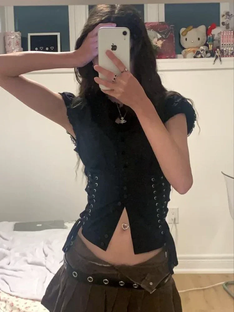 

Лето 2023, блузка с коротким рукавом и v-образным вырезом на пуговицах, бандажные тонкие укороченные топы с кружевной отделкой, повседневные рубашки в стиле ретро Fairycore Grunge Y2K