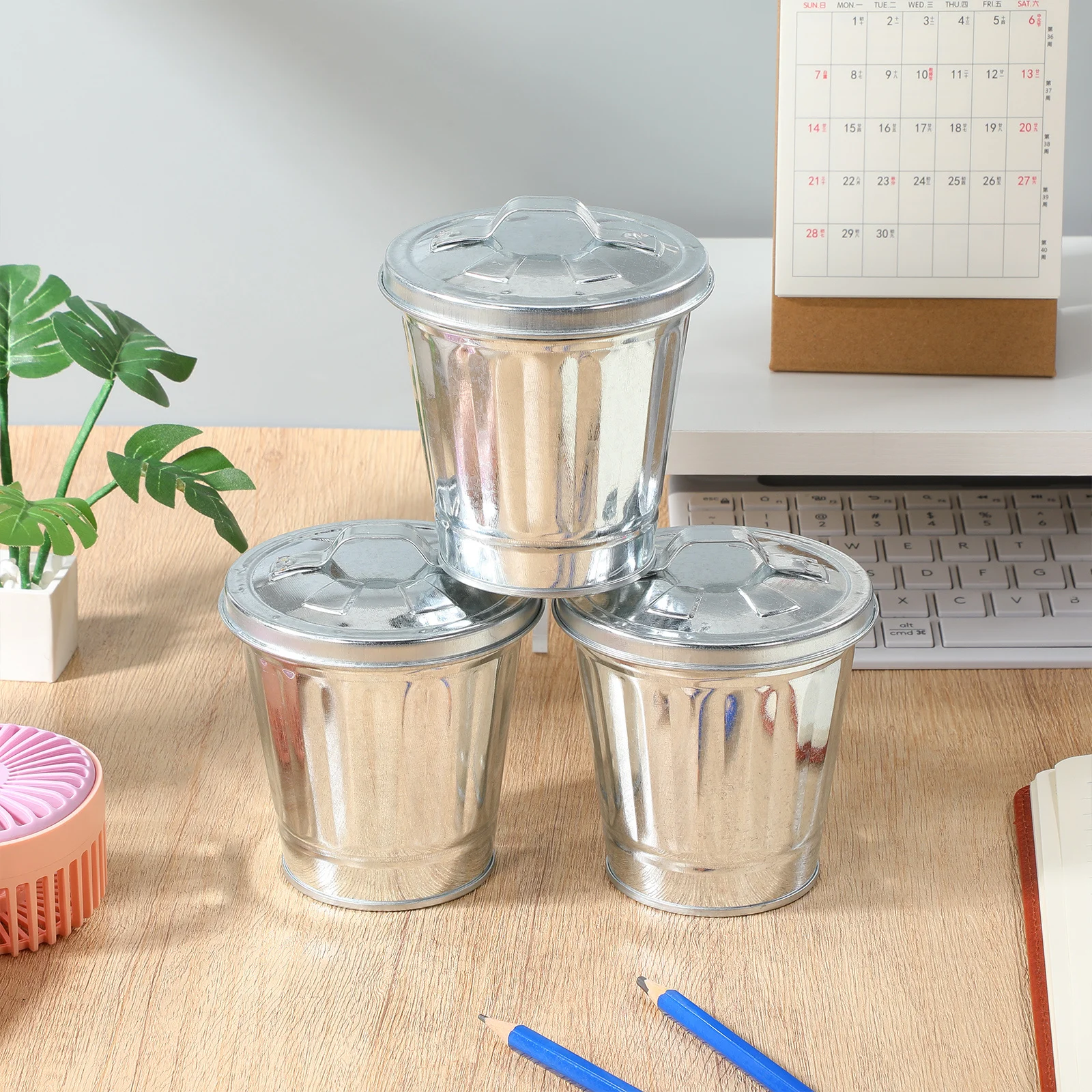

3pcs Desktop Can 9.5X9X9Cm Mini Trash Bin Mini Garbage Can Flowerpot Flower Pot Metal Waste Container For Home Office Dorm Decor