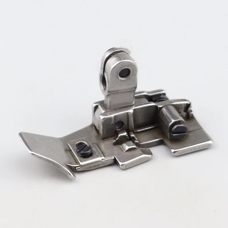 757 Overlock Machine Five-Wire All-Steel Presser Foot 700  0.3 Needle Spacing Steel   5-Wire Wrapping Lock