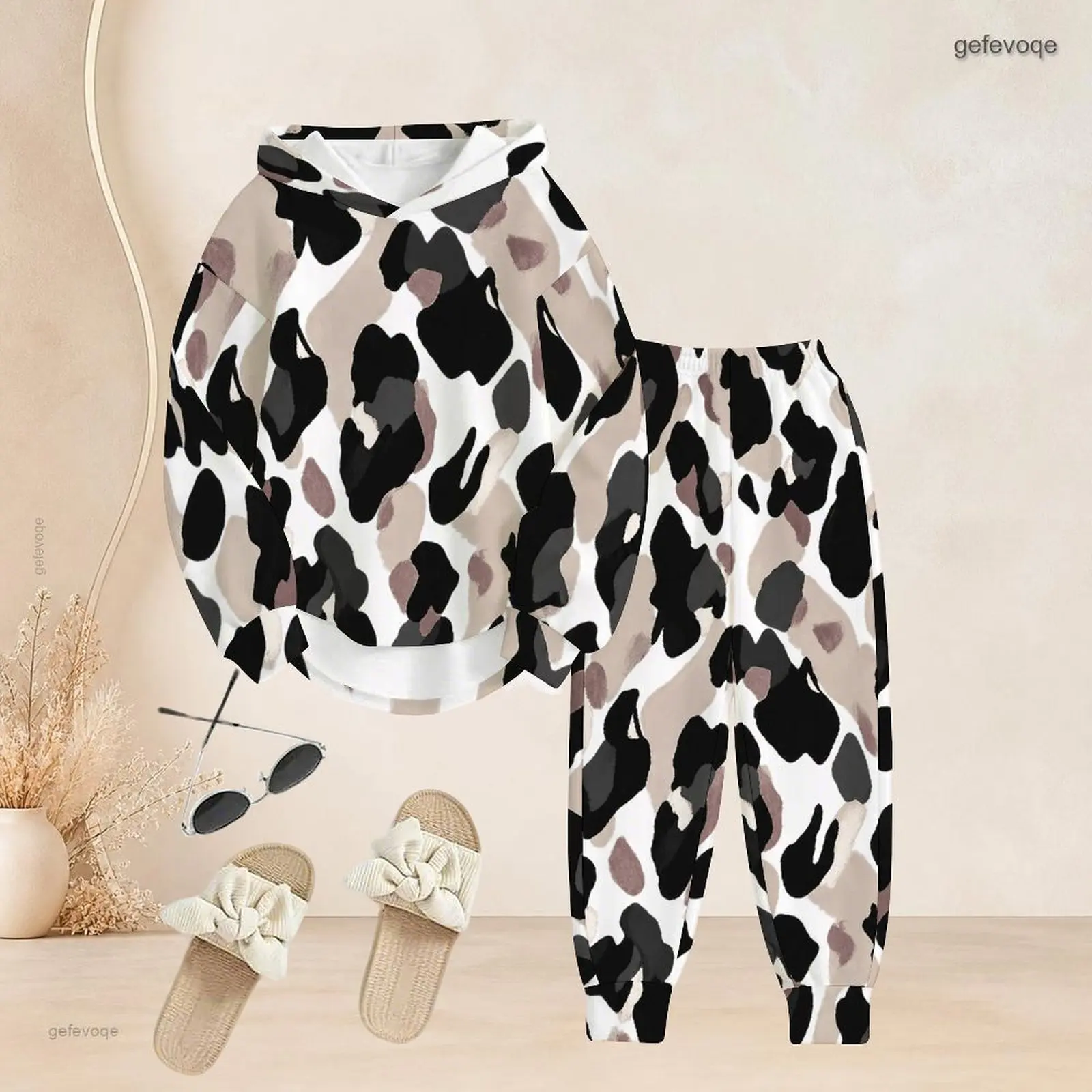 Long Sleeve Hooded Top Cuffed Pants Two Piece Printed Pants Set for Women