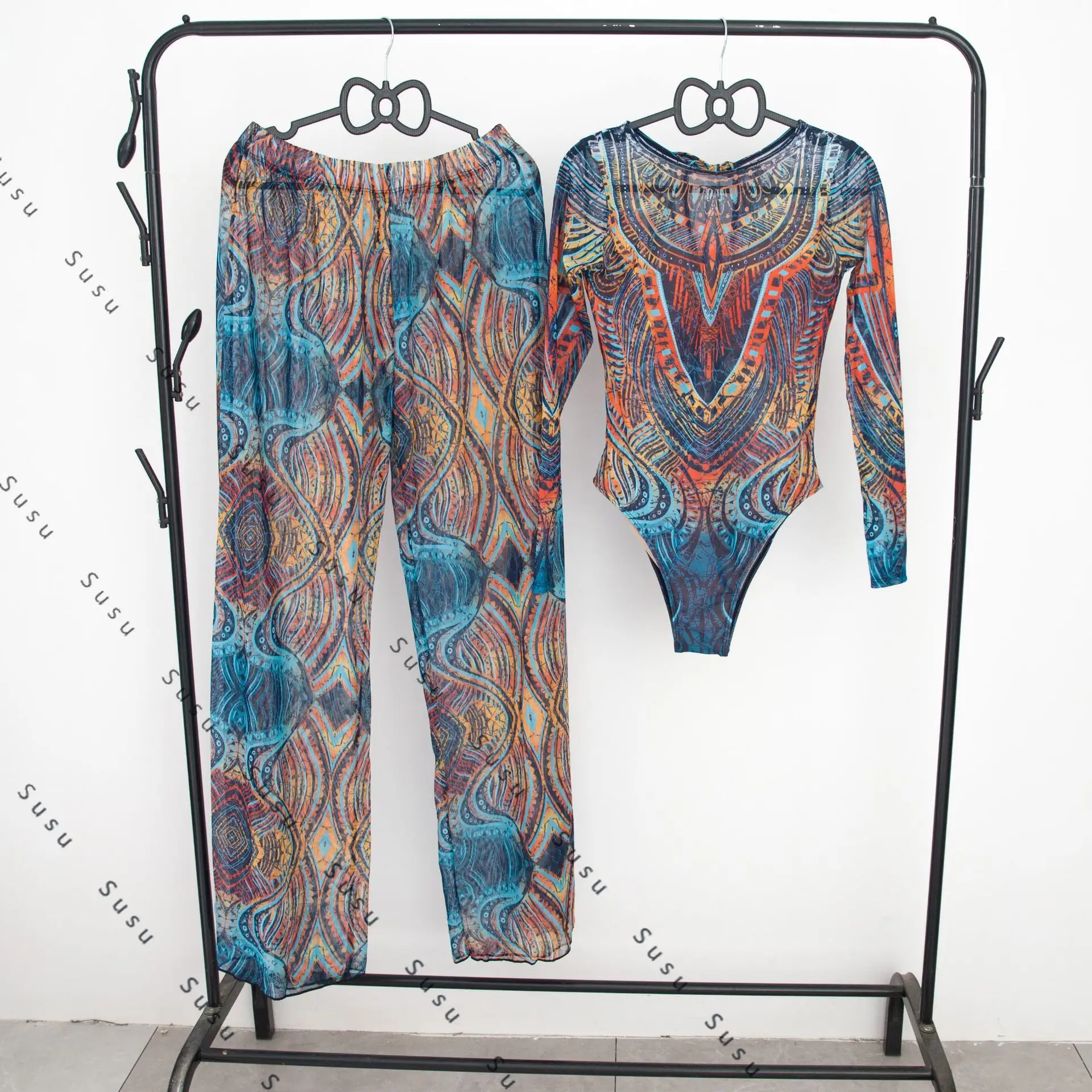 

Новый цельный купальник женский комплект из двух предметов Европейский, Американский и Русский купальник солнцезащитный крем Купальник