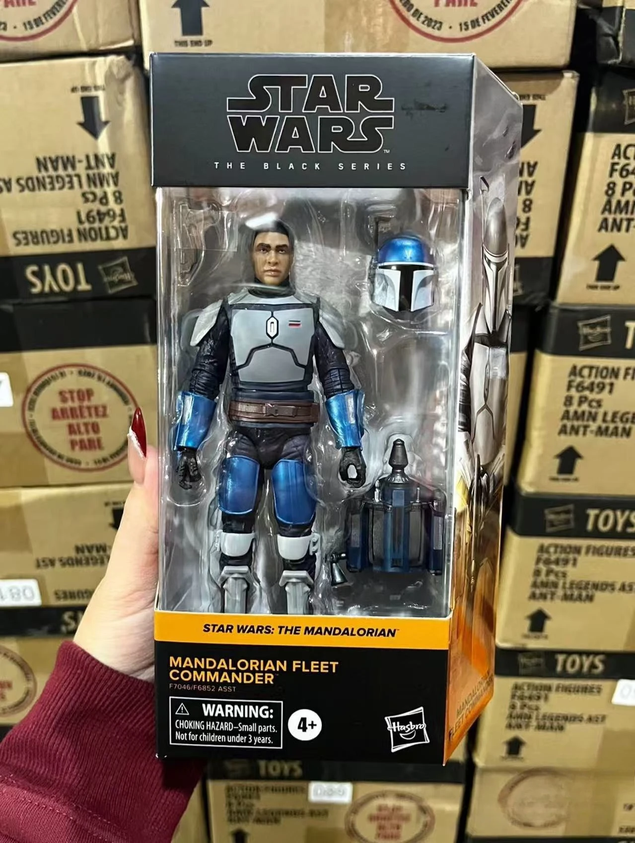 

Hasbro Звездные войны Мандалорец Флот Командир 6-дюймовая мобильная фигурка Модель