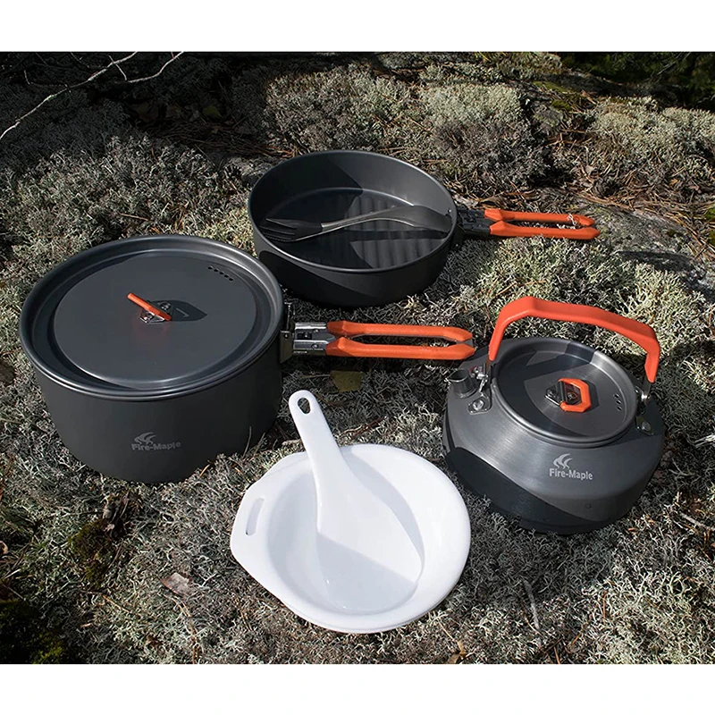

Fire Maple 2-3 Person Cutlery Kit, Aluminium Pot Frying Pan Kettle, Foldable Outdoor Camping Hiking Cooking Set, Jungle Gear