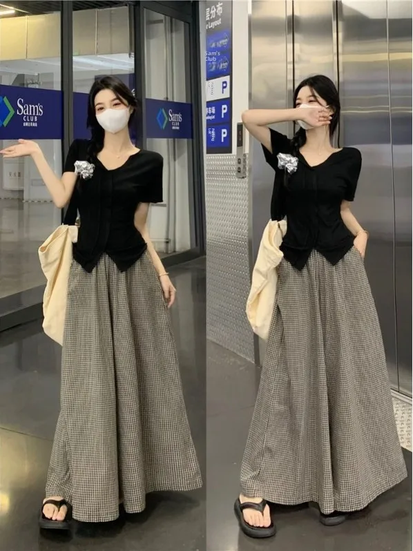 

plus Size Summer Fashion Set Women's V-Neck T-Shirt And High Waist Wide Leg Pants Black And White Plaid Two-Piece Ensemble