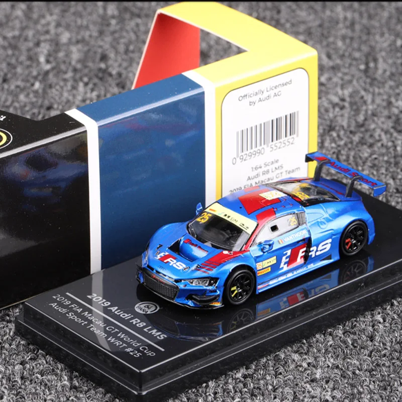 بارا باراجن 1/64 أودي R8 LMS # 4 # 88 # 66 # 24 # 25 نموذج سيارة سباق محاكاة سبيكة تحصيل عرض ثابت نموذج الصبي هدية