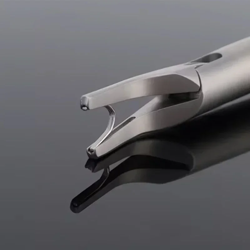 Titanium clips voor eenmalig gebruik Instrumenten Laparoscopische chirurgische metalen ligatieclip T300 T400-type