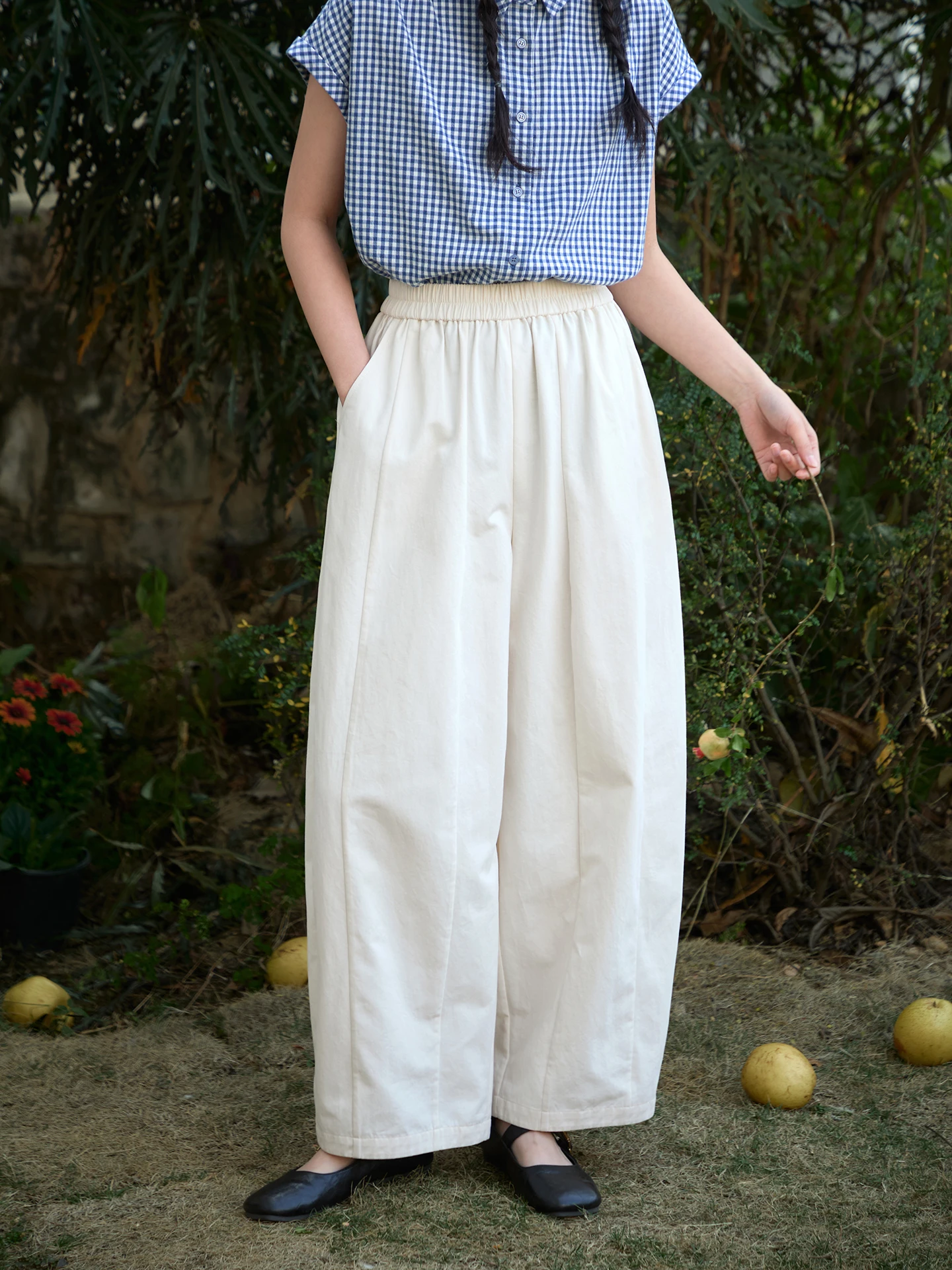 

Оригинальные хлопковые брюки в японском стиле с широкими штанинами, женские свободные повседневные брюки с эластичной талией, светло-бежевые, удобные