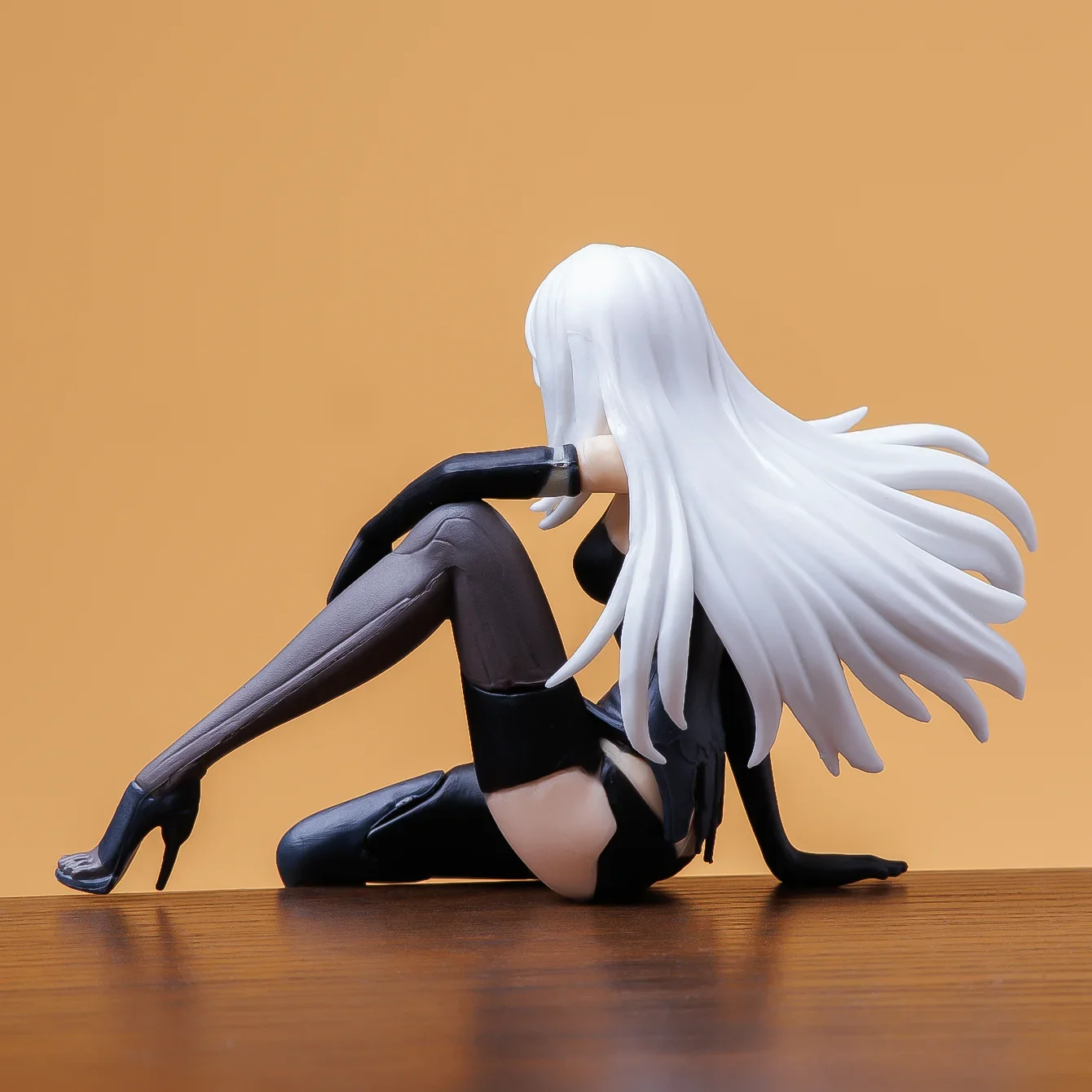 Auf Lager 13-15cm Schwarz-Weiß Brandneue Figur, PVC-Sitzmodell, Sammlerstück, Geschenkspielzeug, Neujahrs- und Feiertagsgeschenk – Detail 9