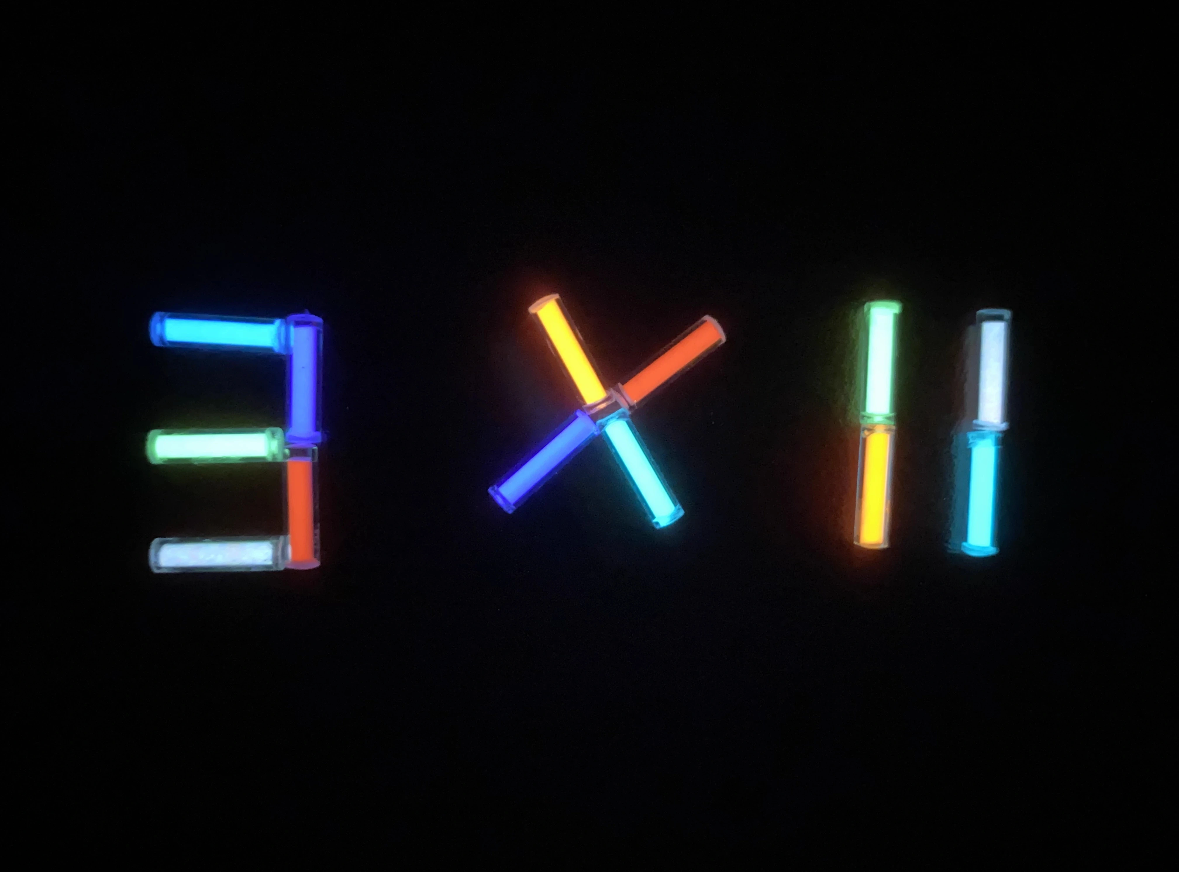 3Pack3x11mm Glass Glow-in-the-Dark Tube Glass Luminous Tube Fingertip Gyro EDC Glow stick Outdoor Signal Light