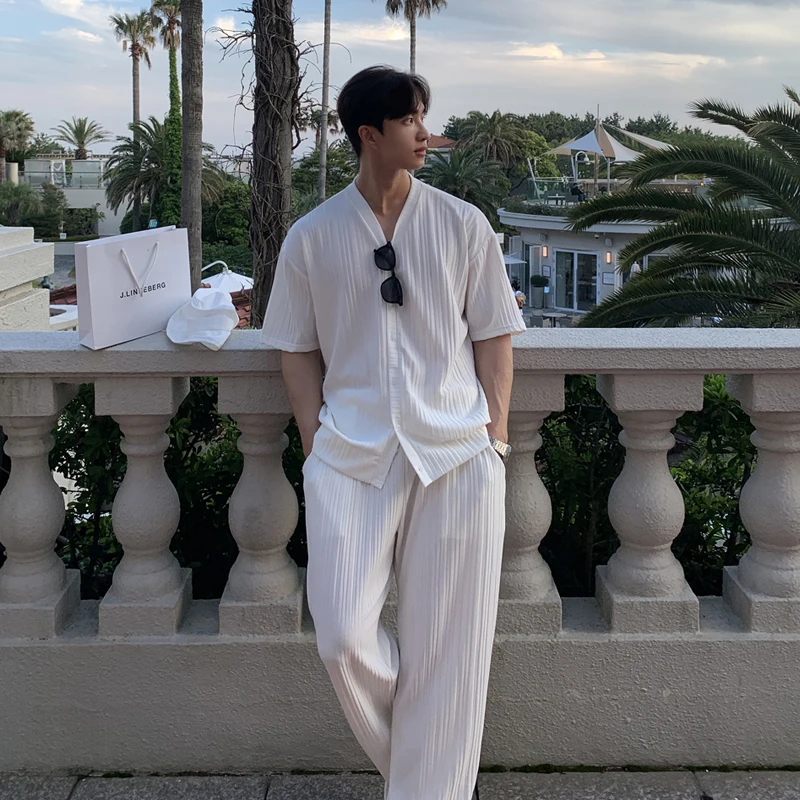 

Summer Men's Loose Ice Silk Suits Fashion Casual V-neck Short Sleeve T-shirt and Pants Drape Two-piece Sets Men Clothes