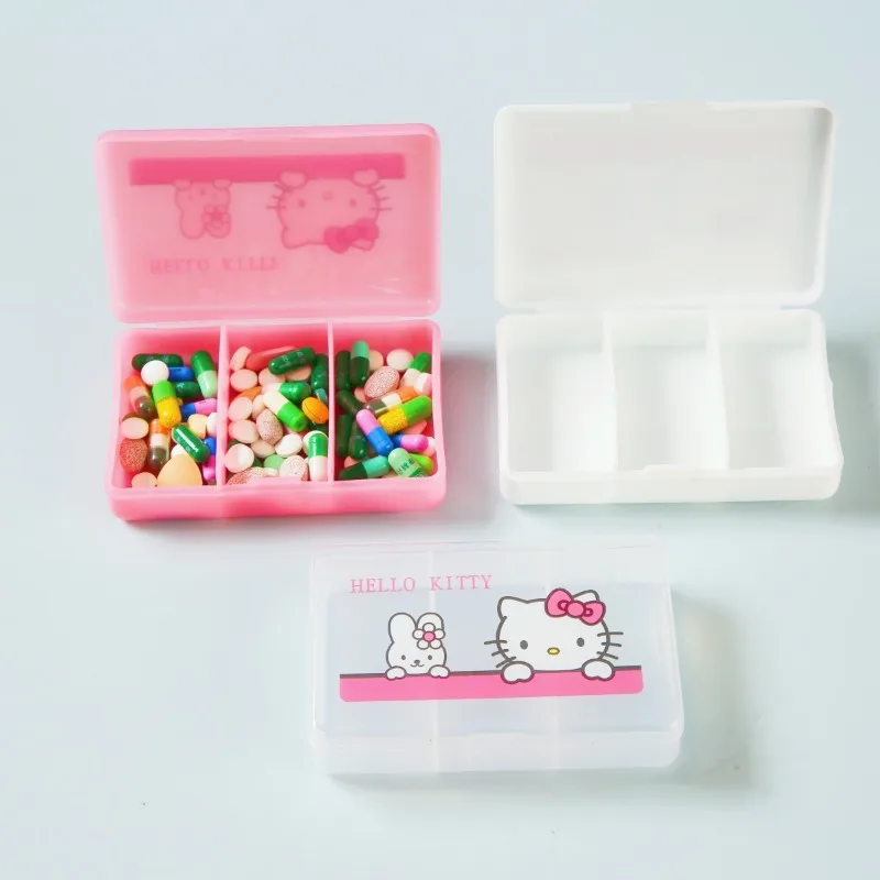 Hello Kitty scatola portapillole a tre griglie scatola portaoggetti per accessori Sanrio Anime Girl KT Mini Carry scatola portapillole per