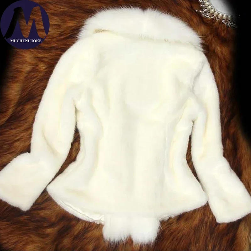 女性の毛皮のコート冬の新しい模造キツネの毛皮の襟長袖ショートジャケット韓国ファッションスリムフィット肥厚暖かいコート