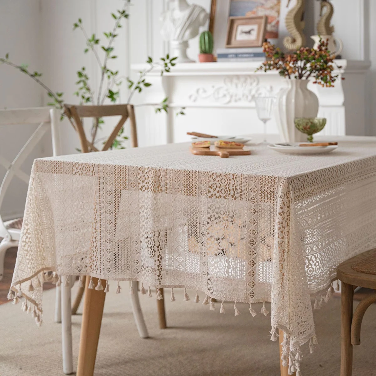 Beige Hollow Tassel Polyester Wrinkle Resistant, Washable, Reusable Restaurant Kitchen Table Decoration cloth Tablecloth