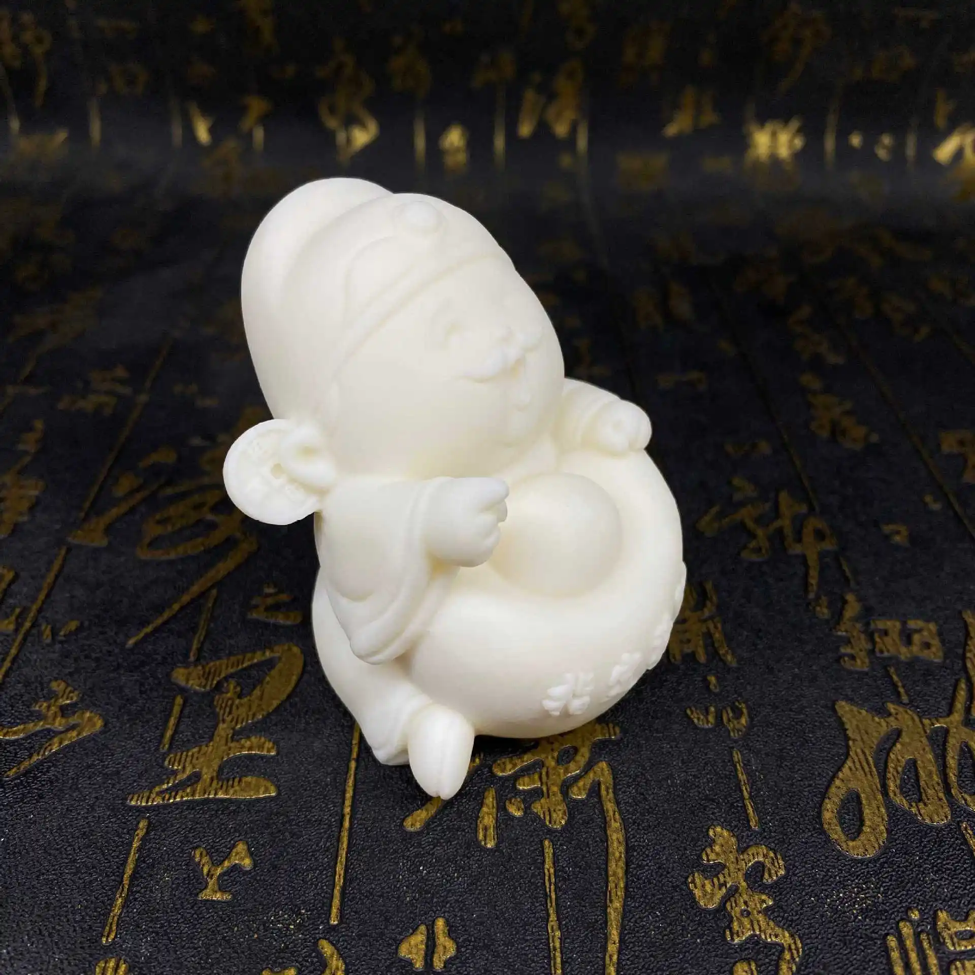 Ivory Nut Carved God of Wealth Statue 776.5cm Office Desktop Living Room Car Interior Craft Ornament Fortune Blessing Decor