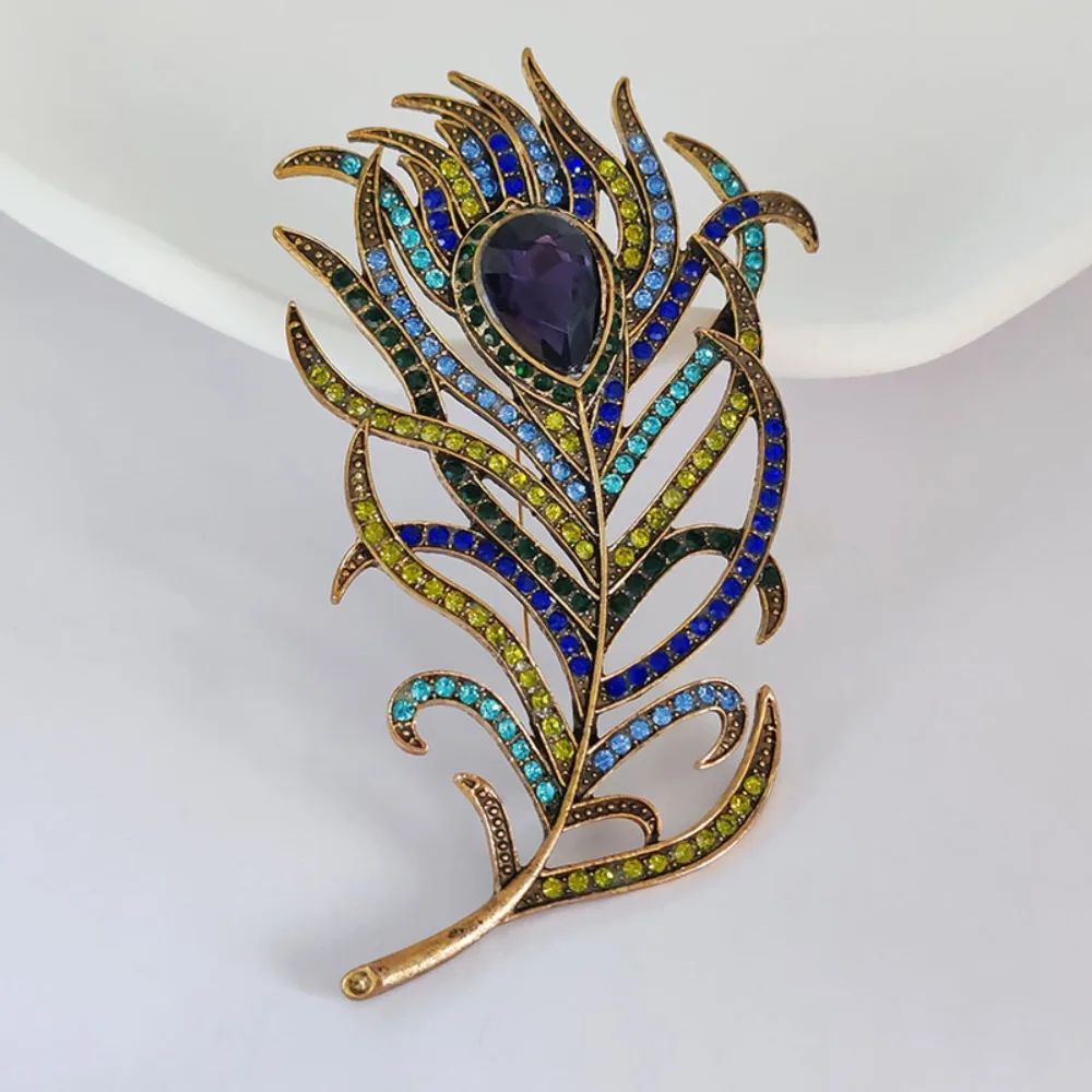 Elegant Temperament Peacock Brooch Temperament Colorful Colorful Peacock Brooch Slap-up Peacock Metal Feather Badge Women