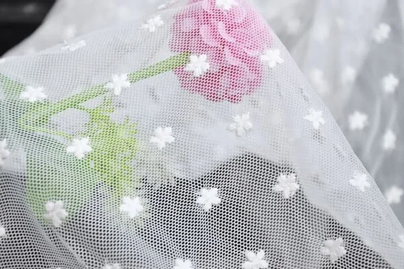 Tessuto di pizzo ricamato con stella avorio Abito in pizzo ricamato con filo di cotone morbido, abito da ragazza di fiori, abito da ballo o tende 1 metro