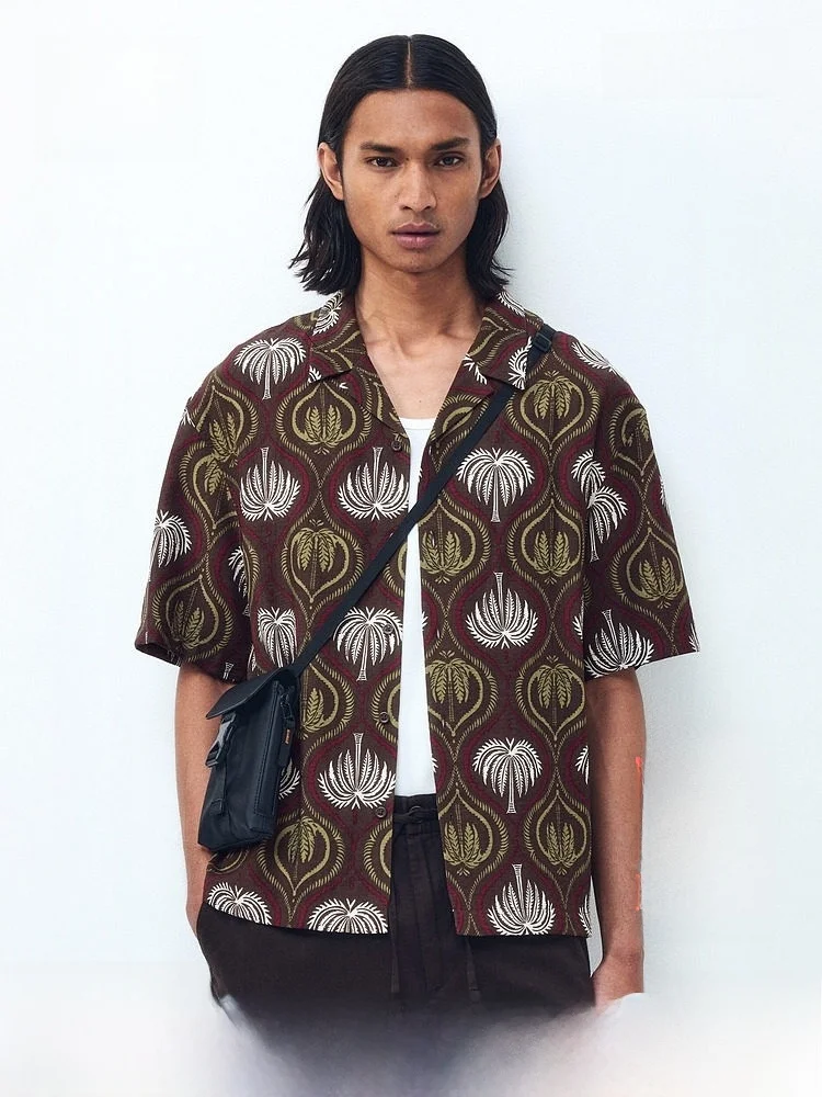 

H&M Men's Casual Style Cuban Collar Shirt Standard Fit Short Sleeve Printed Button up Regular Length Summer New Arrival